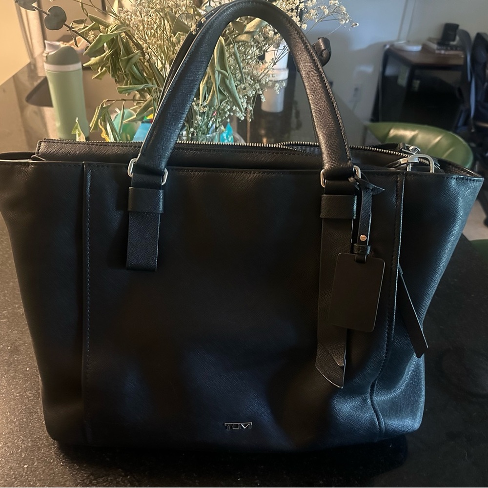 Tumi Beige Interior Bag